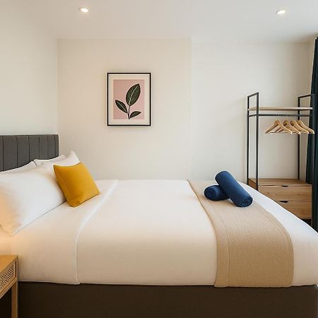 Stylish Modern Apartment For Up To 4 Nr Citycentre Cardiff Luaran gambar